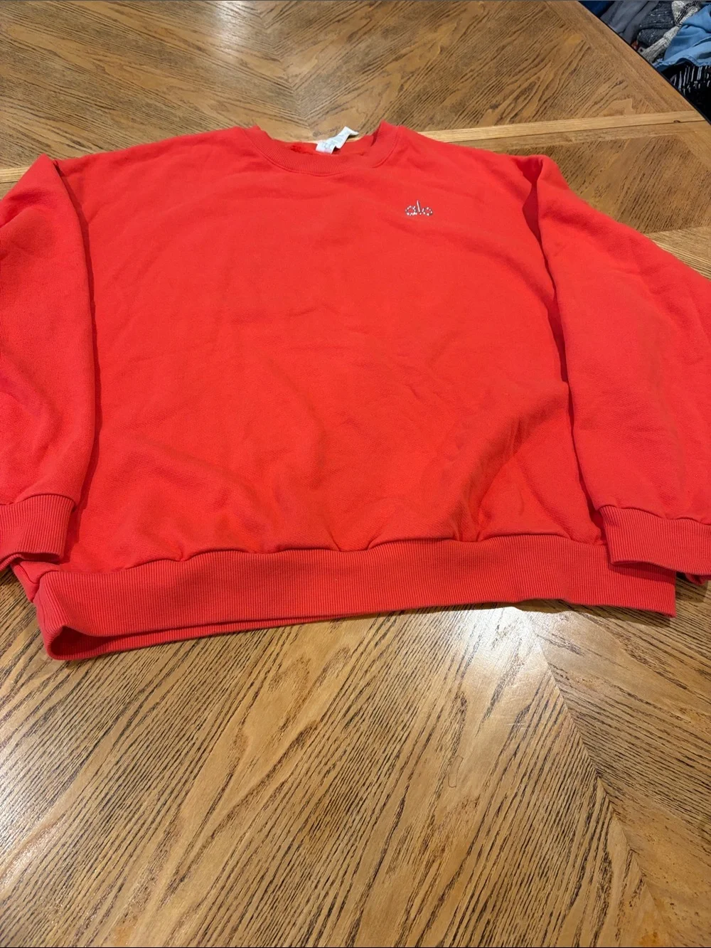 Alo Yoga Red Accolade Crew Neck Pullover Oversized Sweatshirt Large - Picture 14 of 15